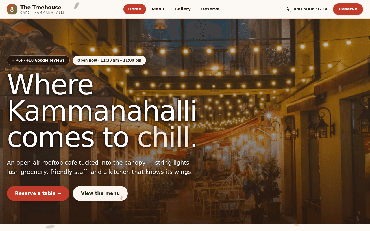 A cozy rooftop cafe in Kammanahalli where string lights do the heavy lifting.