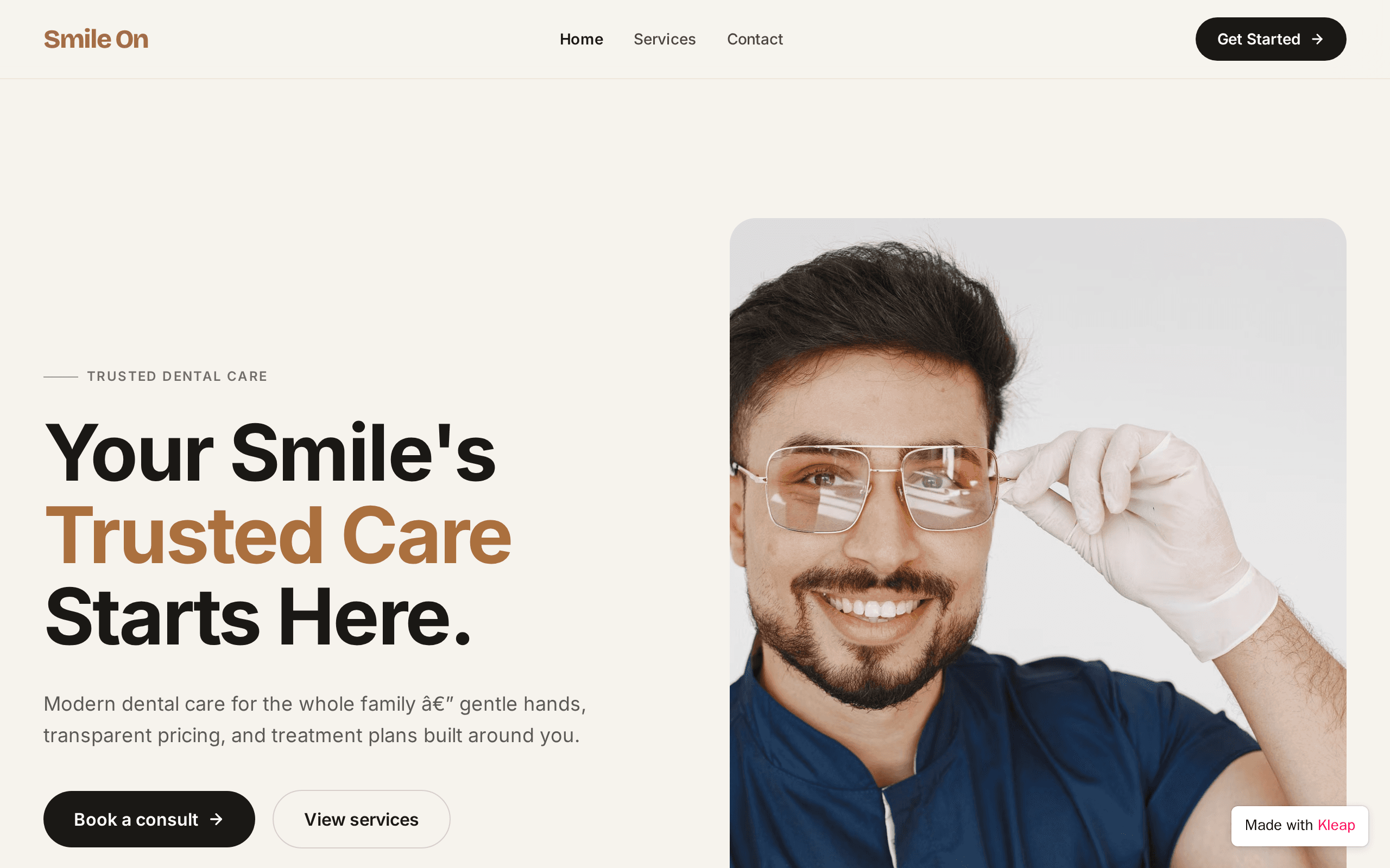Logo Teeth Smile