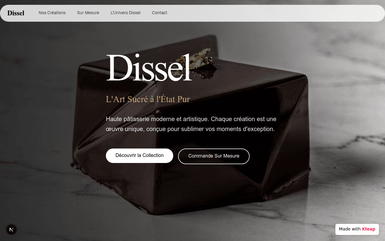 A refined patisserie site offering modern, artistic sweet creations for any occasion.